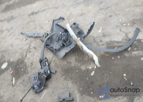 2015 Honda Accord Hybrid Ex-L z USA, uszkodzony, nr VIN 1HGCR6F52FA004998